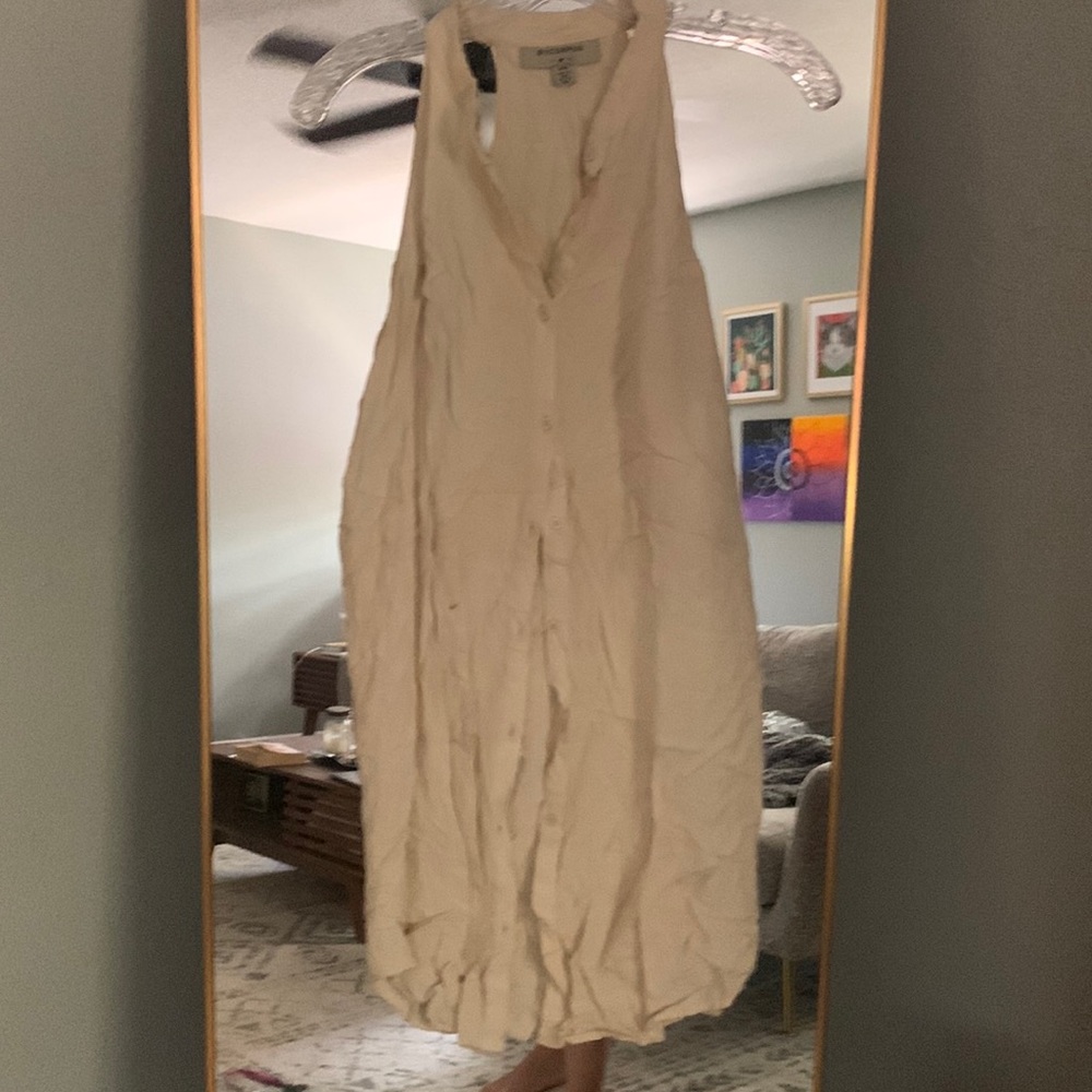 Cute collared dress with buttons all the way down the front